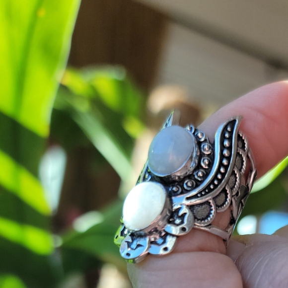 Gorgeous Angel Wing Moonstone Goddess Ring - Picture 13 of 13